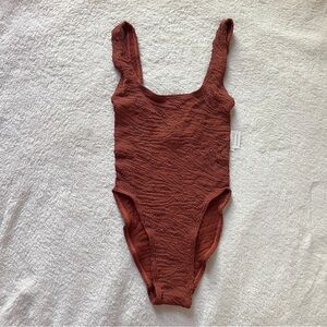 New Bond-Eye Madison Tiger Bound Crinkle Fabric in Terracotta